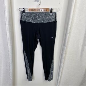 Nike dri fit animal print Capri leggings